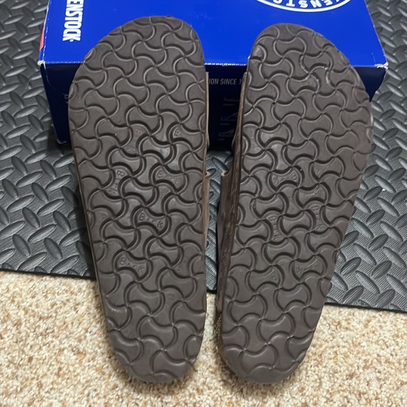 Worn 5x like new with box Authentic